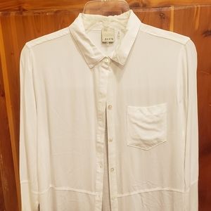 Ecru Button up/ button down collared cotton shirt
